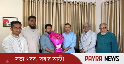 নাহিদ ইসলামের বাসায় তারেক রহমান