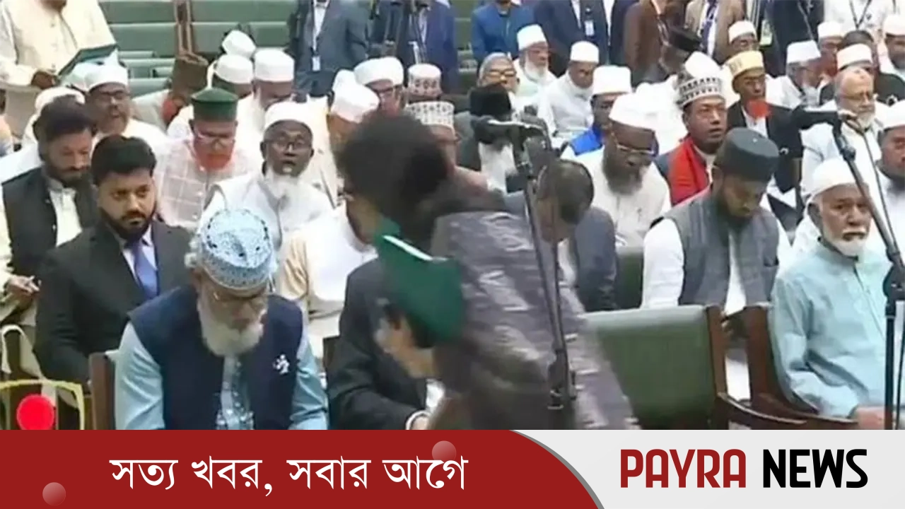 সংবিধান সংস্কার পরিষদ শপথ শুরু হতেই বেরিয়ে গেলেন রুমিন ফারহানা-ইশরাক